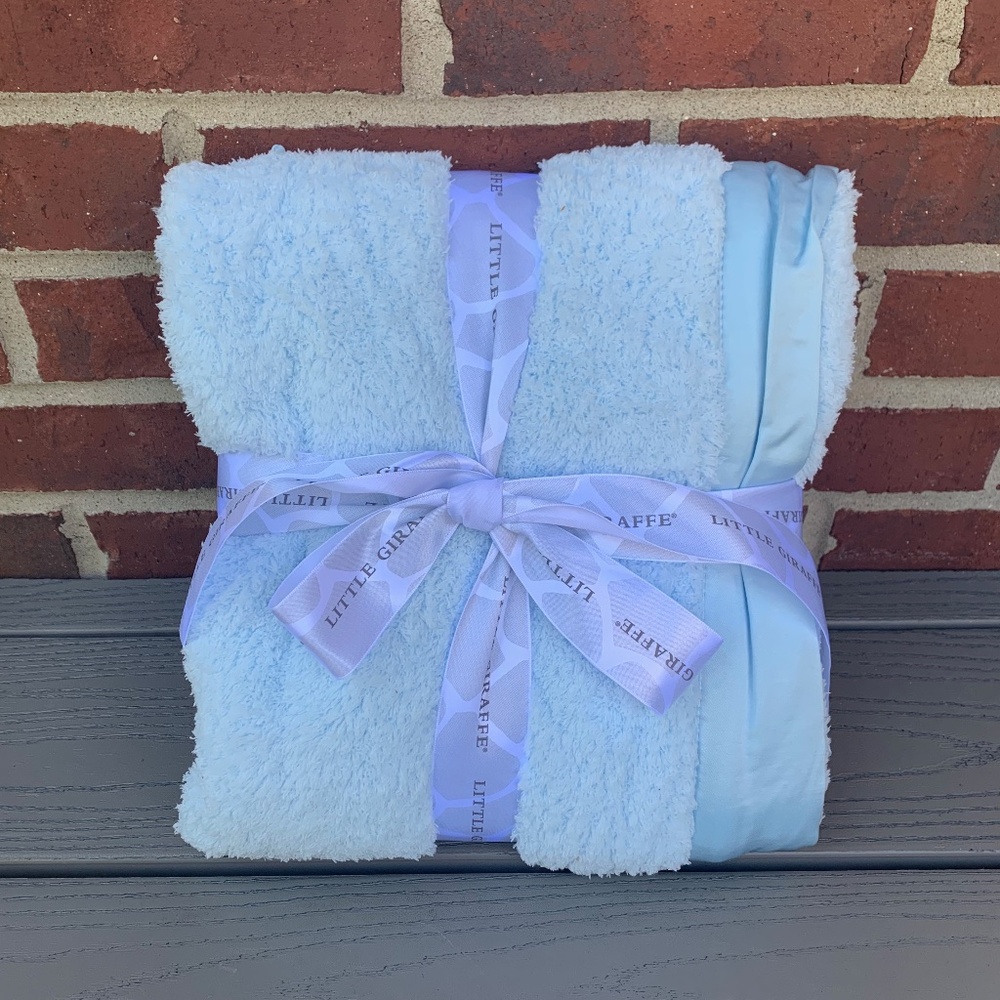Little Giraffe Chenille Blanket